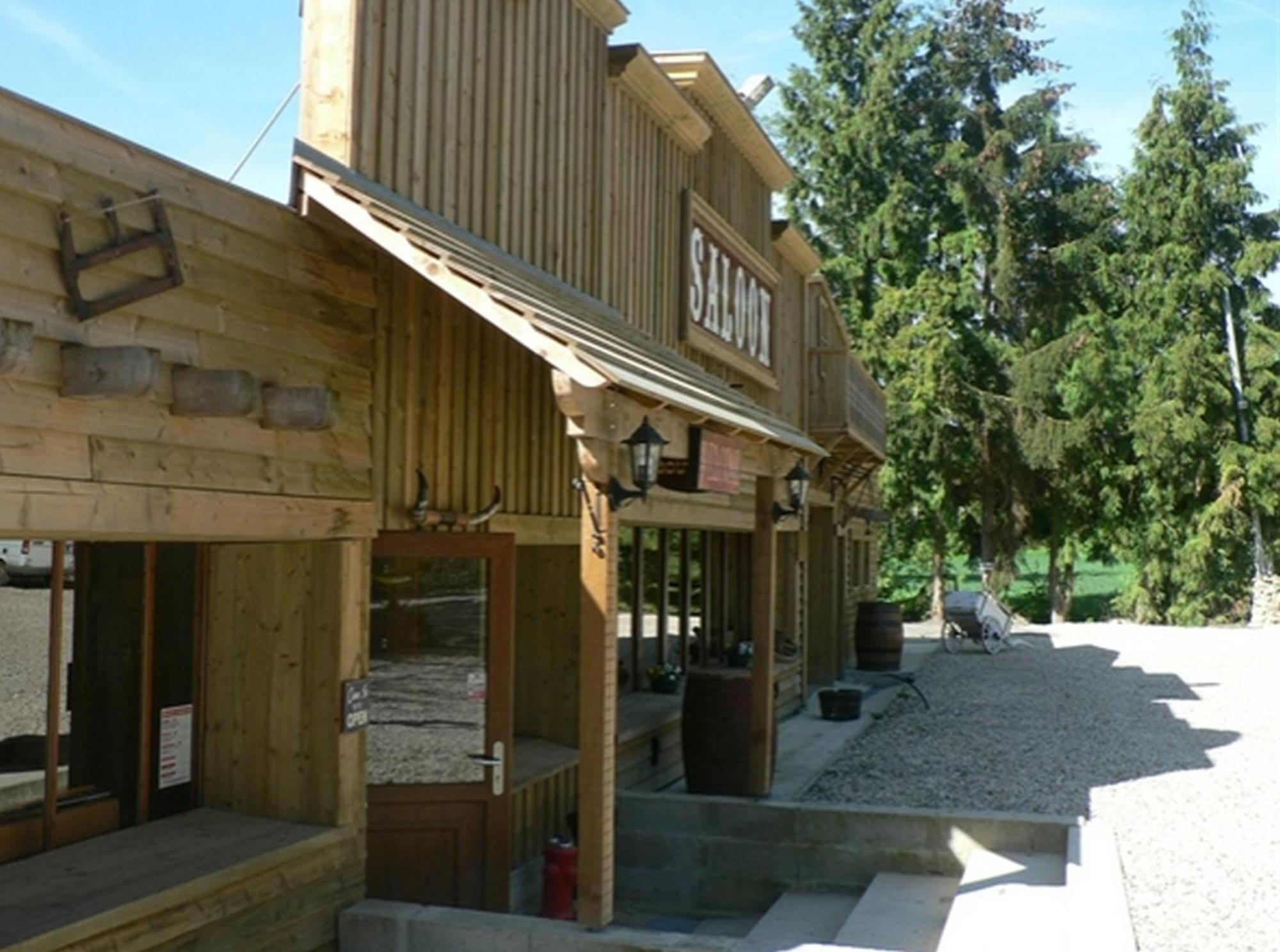 Etangs Du Moulin Hotel Suzy Exterior foto